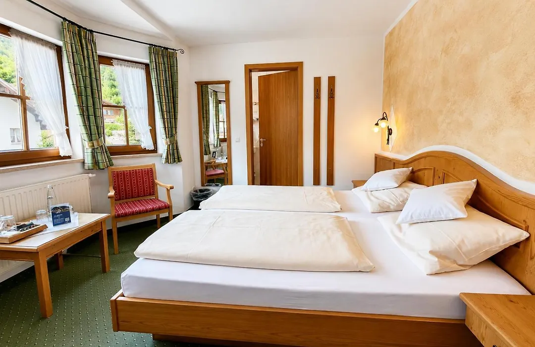 Hotel Schatten-1