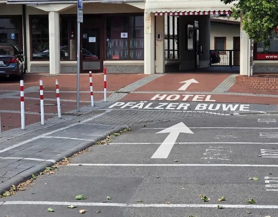 Hotel Paelzer Buwe-1
