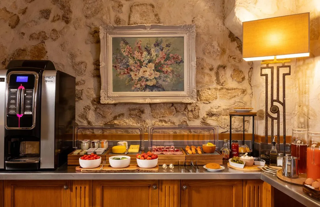 Hotel Le Relais Des Halles-1