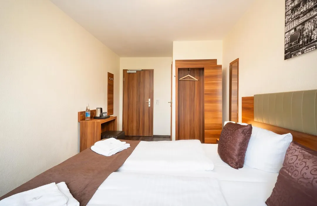 Hotel Frankfurt Messe-1