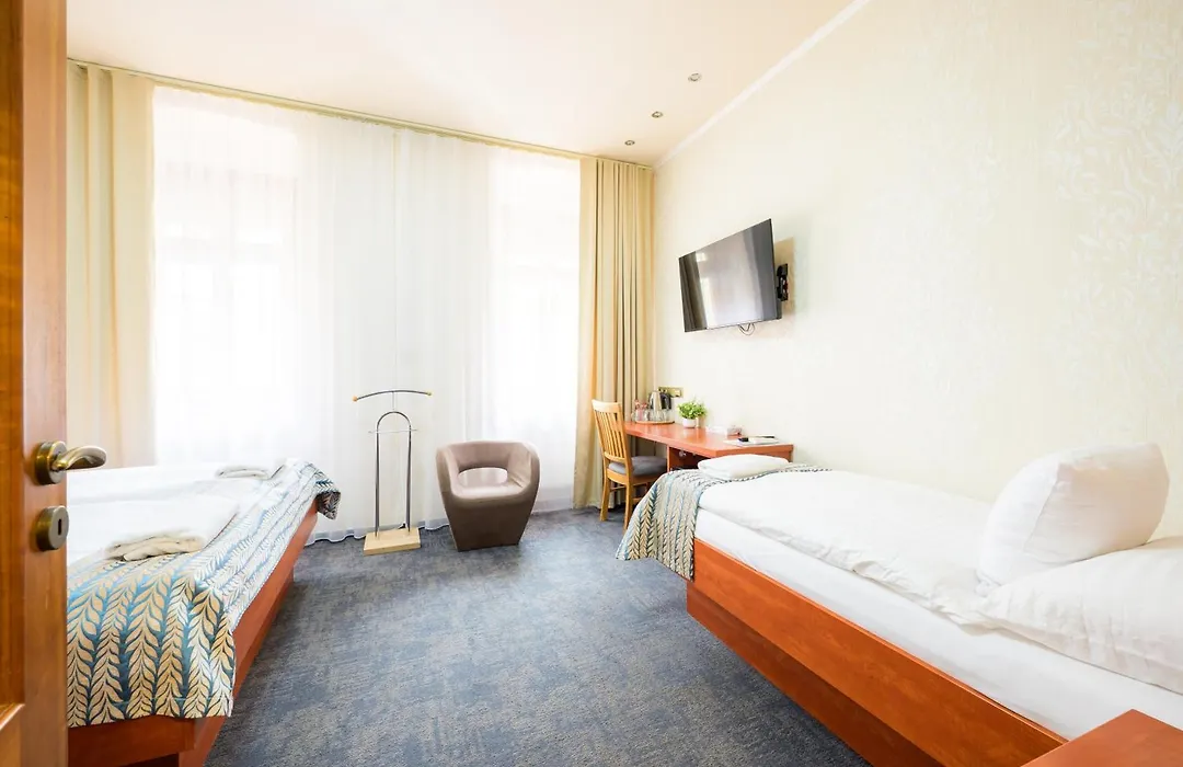 Hotel Roudna-1