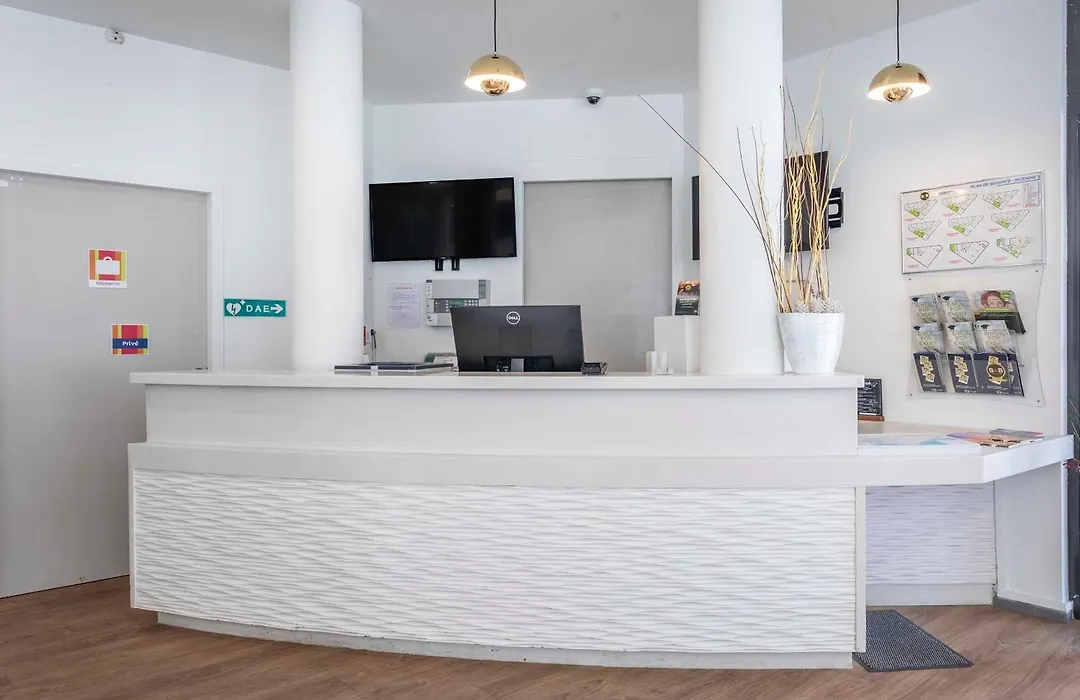 B&B Hotel Marseille Centre La Timone-1