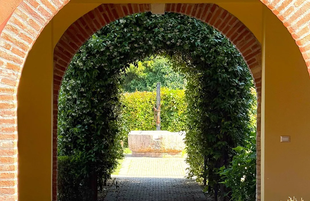 Residence Borgo Mondragon-1
