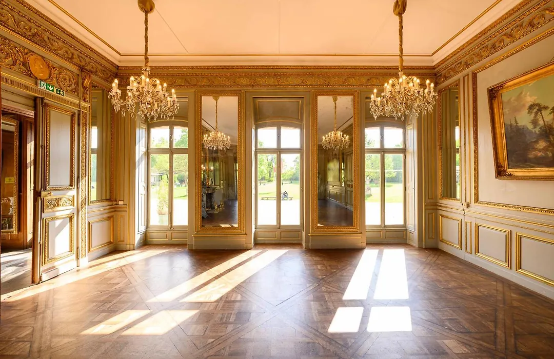 Chateau De Pourtales-1