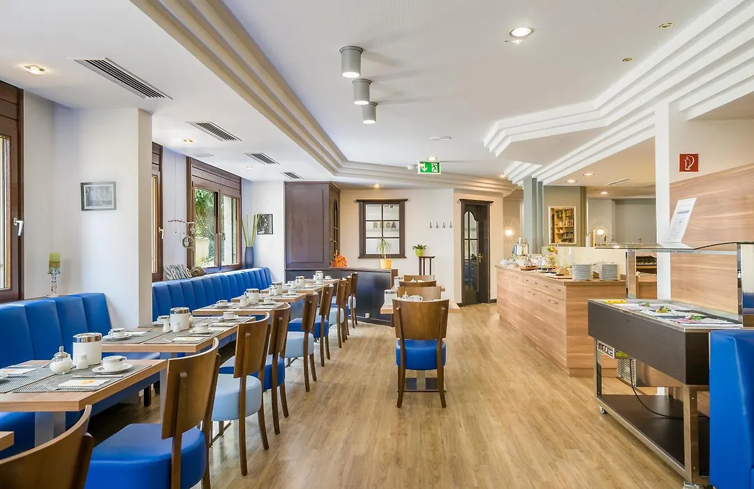 Garner Hotel Stuttgart City Centre By Ihg-1