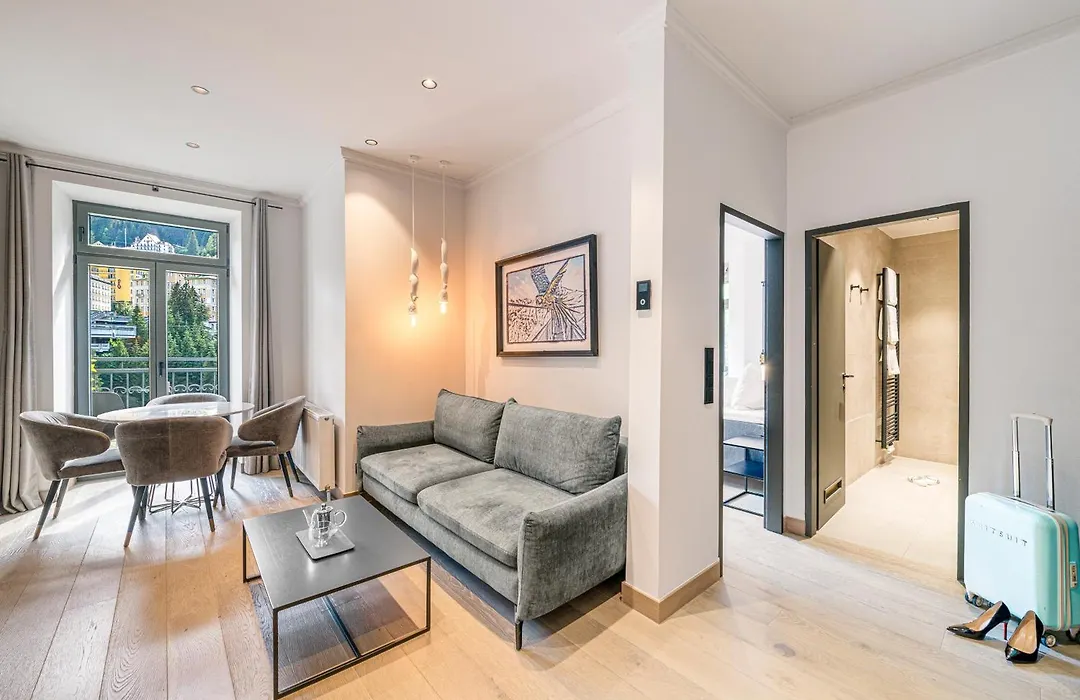 Residenz Boutique Suites-1