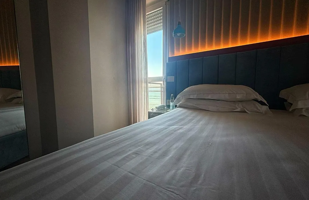 Hotel Unico By Dori-1