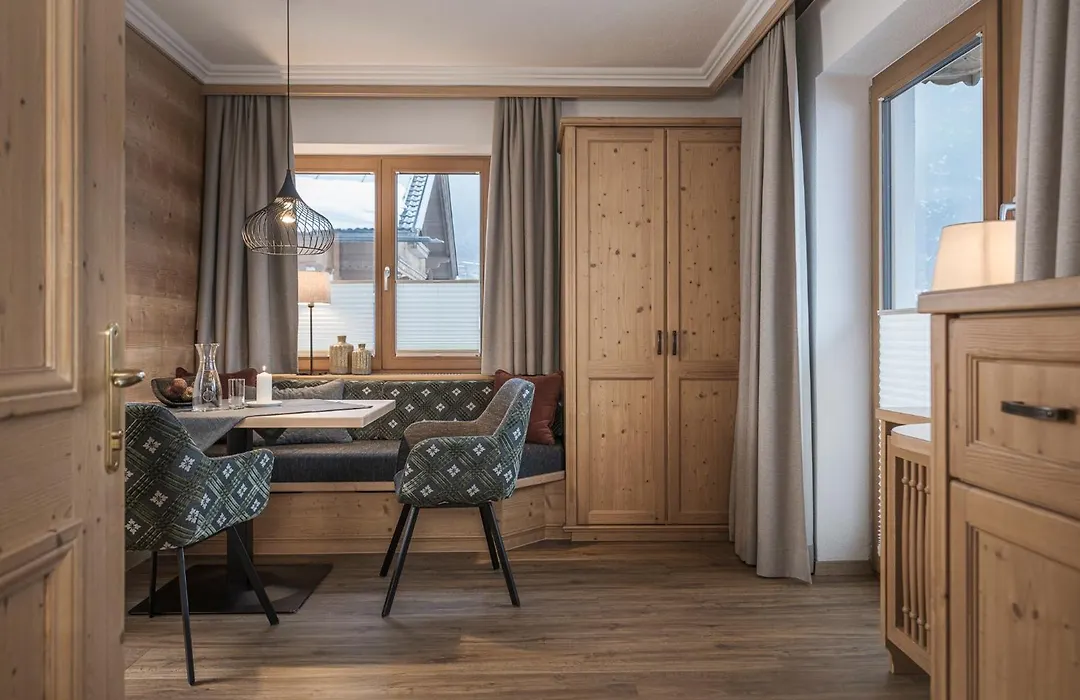 Hotel Garni Larcherhof-1