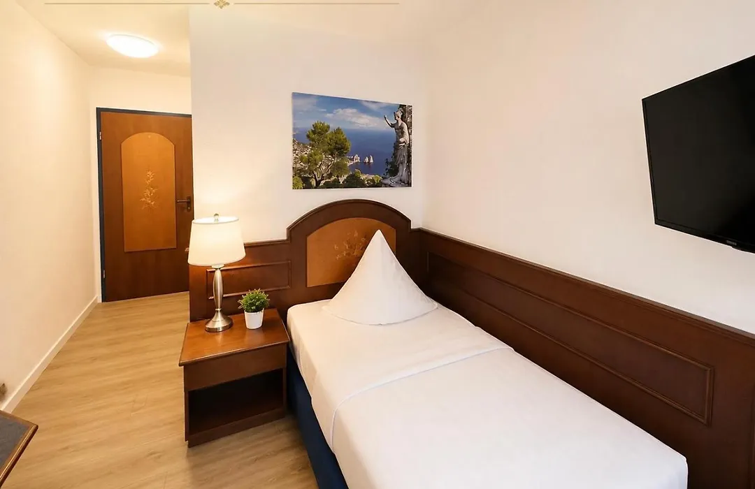 Hotel Garni Italia-1