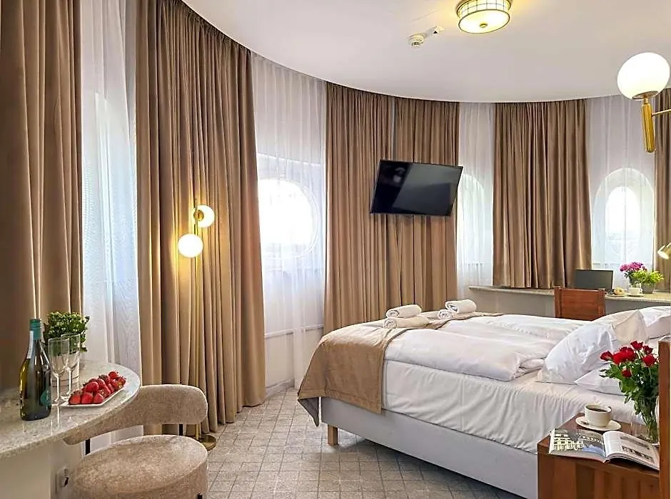 Hotel Piast Wroclaw Centrum-1