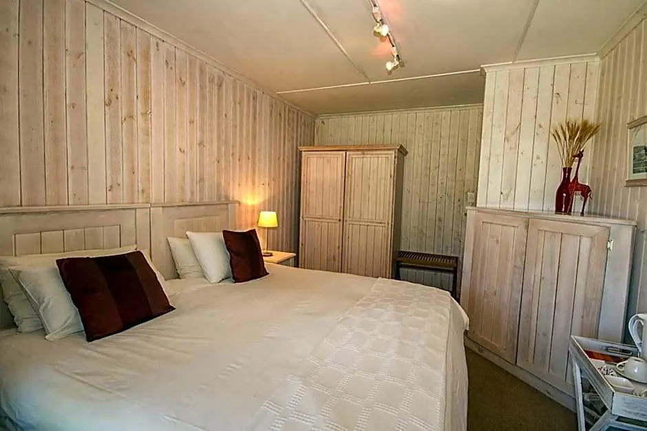 Piesang Valley Lodge-1