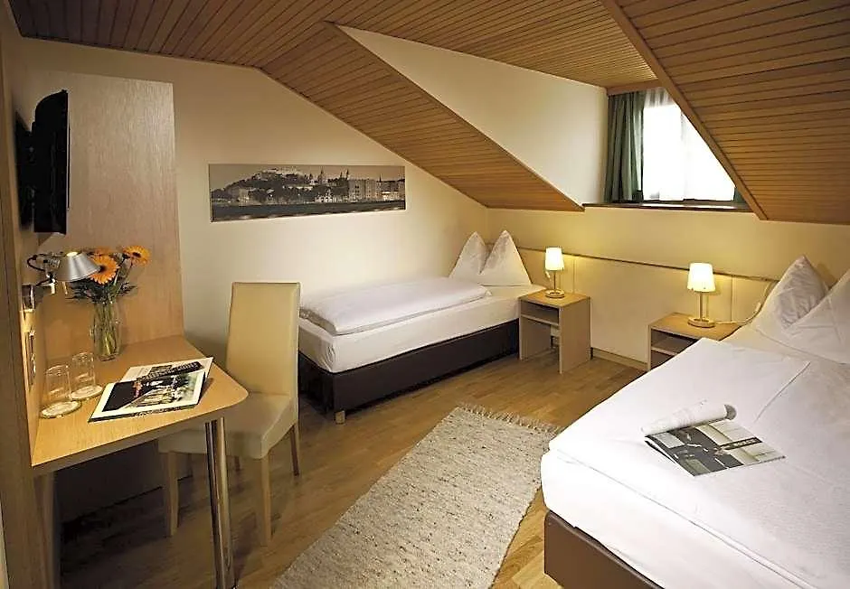 Hartlwirt Gasthof-Hotel-1