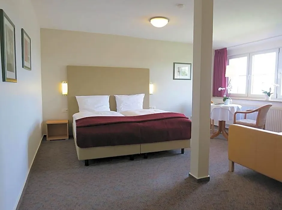 Hotel Seeblick Garni-1
