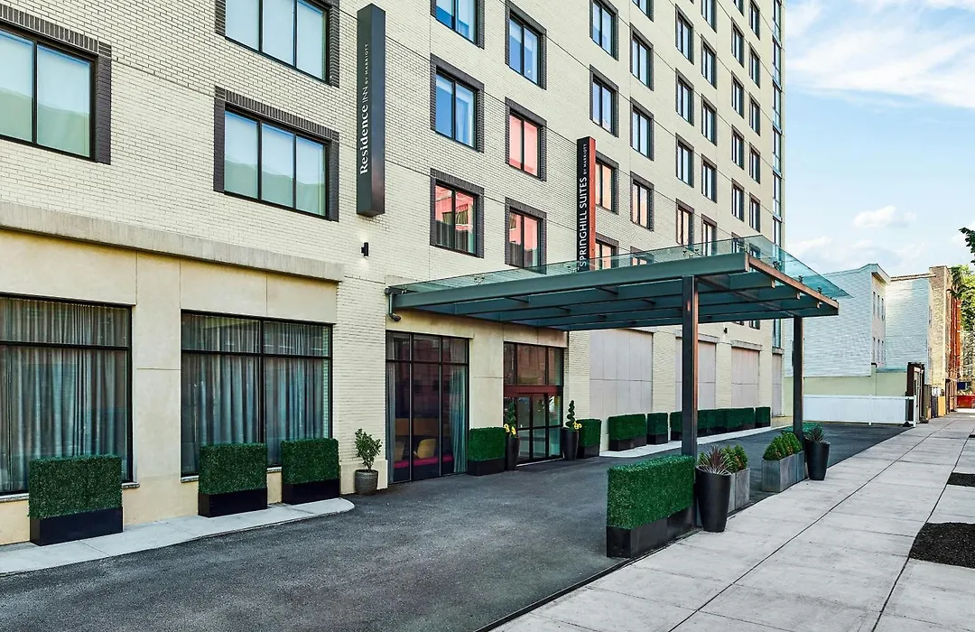 Springhill Suites By Marriott New York Queens-1