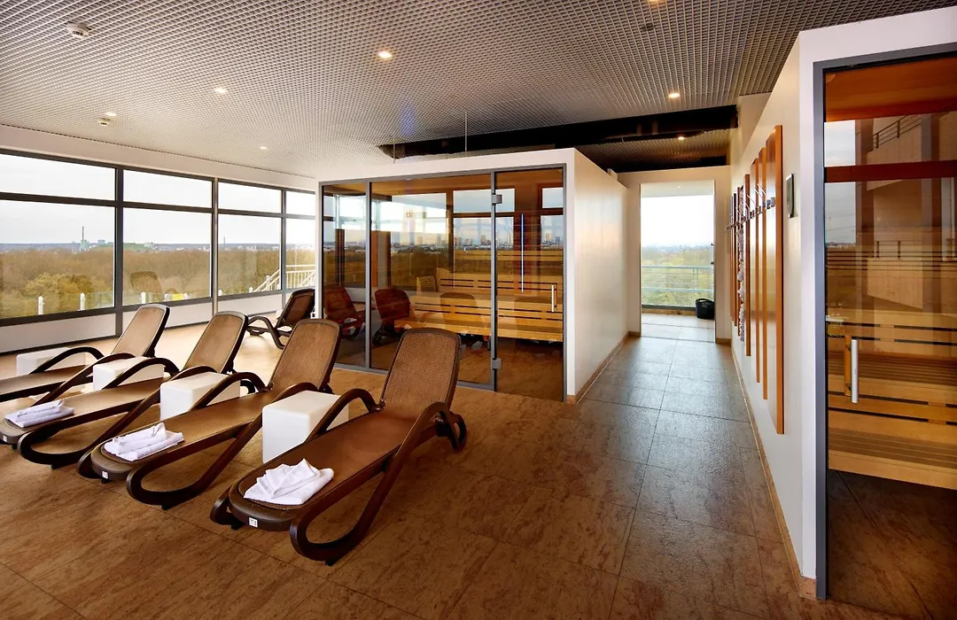 H4 Hotel Frankfurt Messe-1