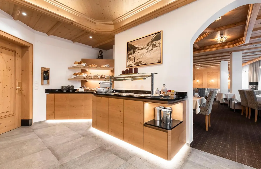 Hotel Albona-1