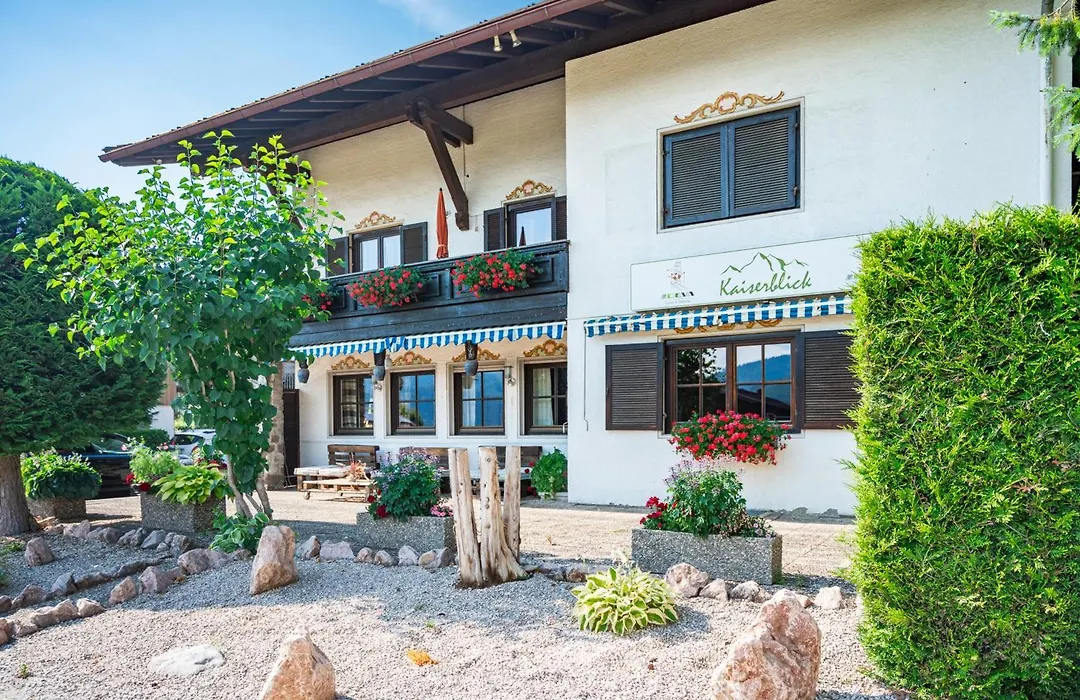 DEVA Hotel Kaiserblick-1