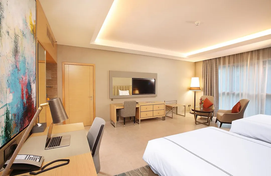 Grand Cosmopolitan Hotel-1