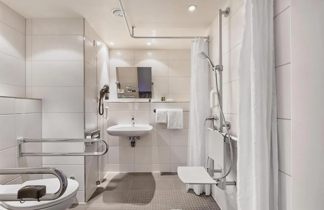 H+ Hotel Bochum-1