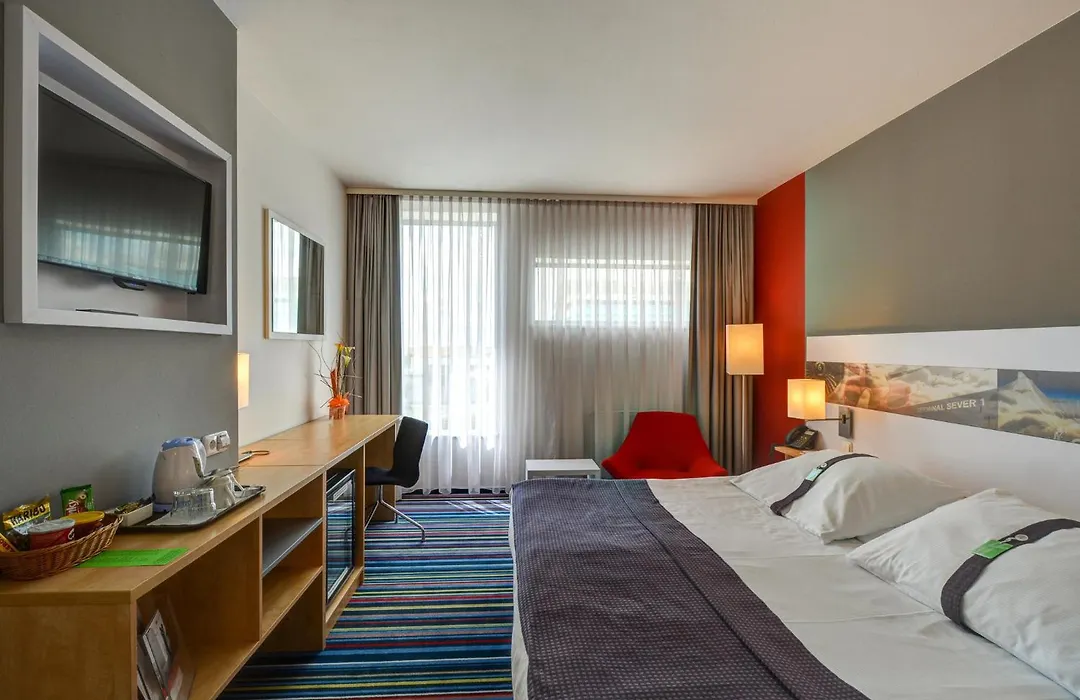 Holiday Inn Prague Airport By Ihg-1