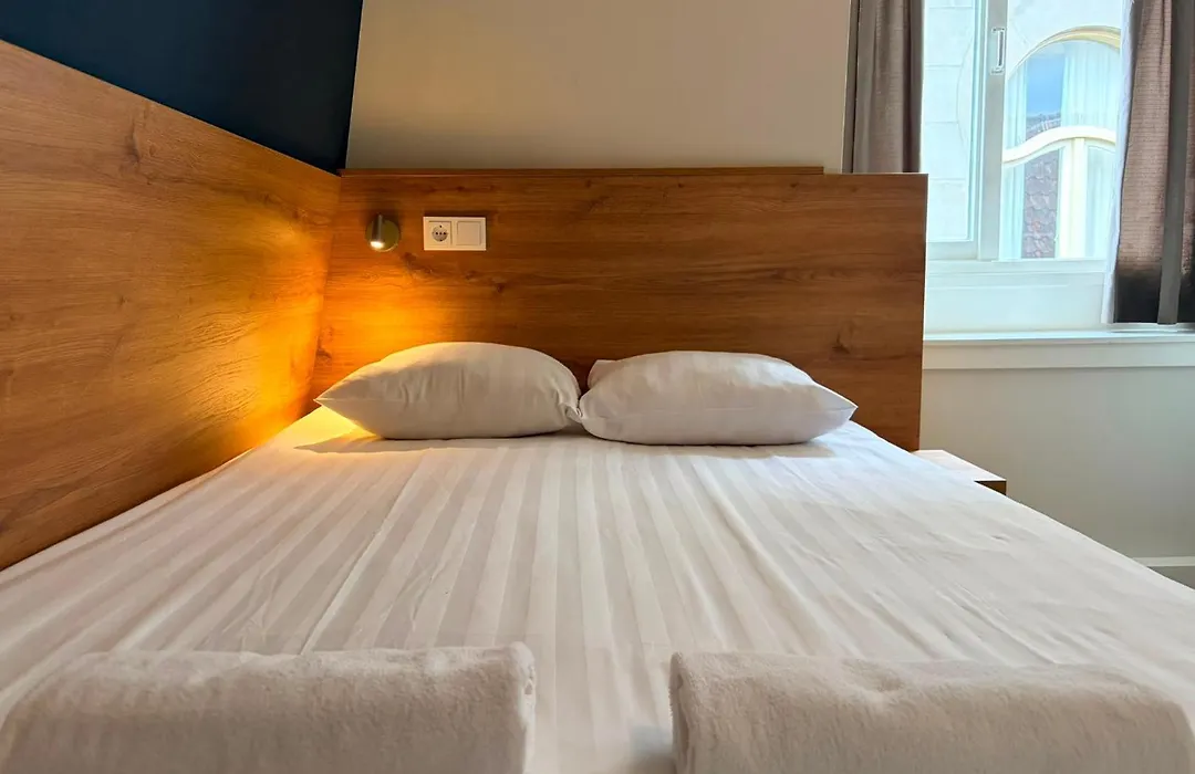 Hotel Continental Amsterdam-1