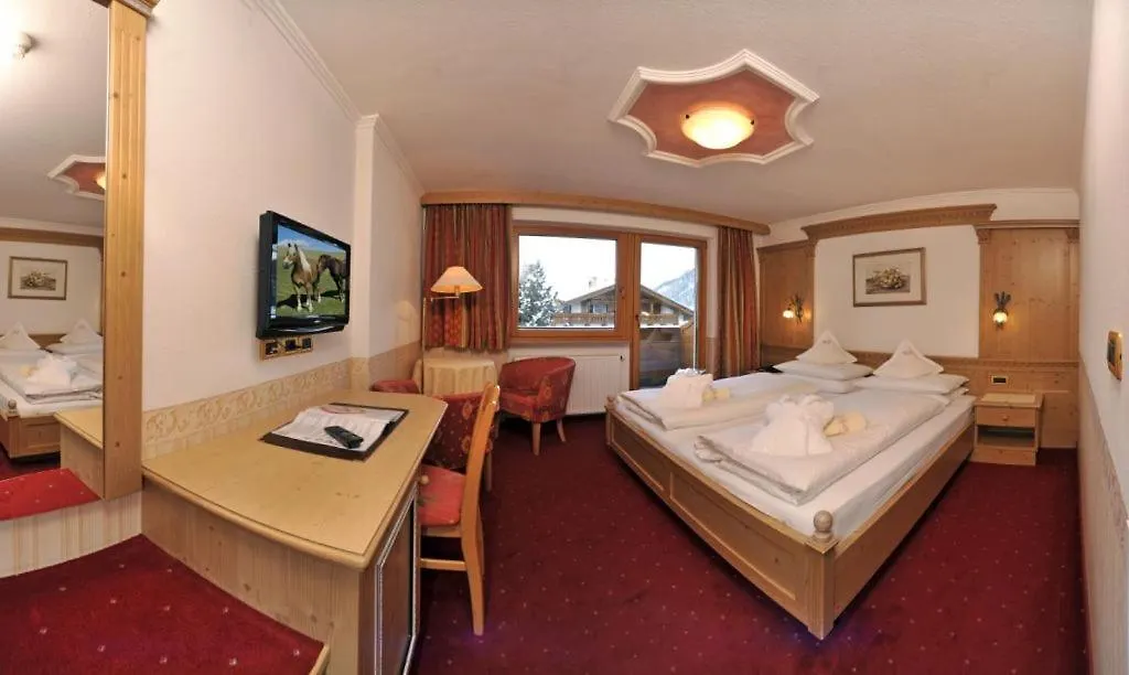 Hotel Garni Concordia - Dolomites Home-1