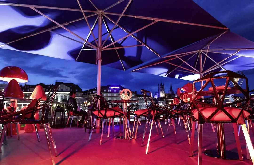 ibis Styles Lausanne Center MadHouse-1