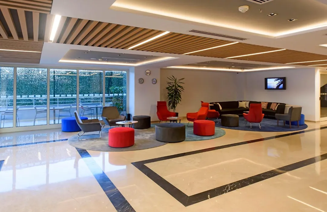 Holiday Inn Express Istanbul-Altunizade By Ihg-1
