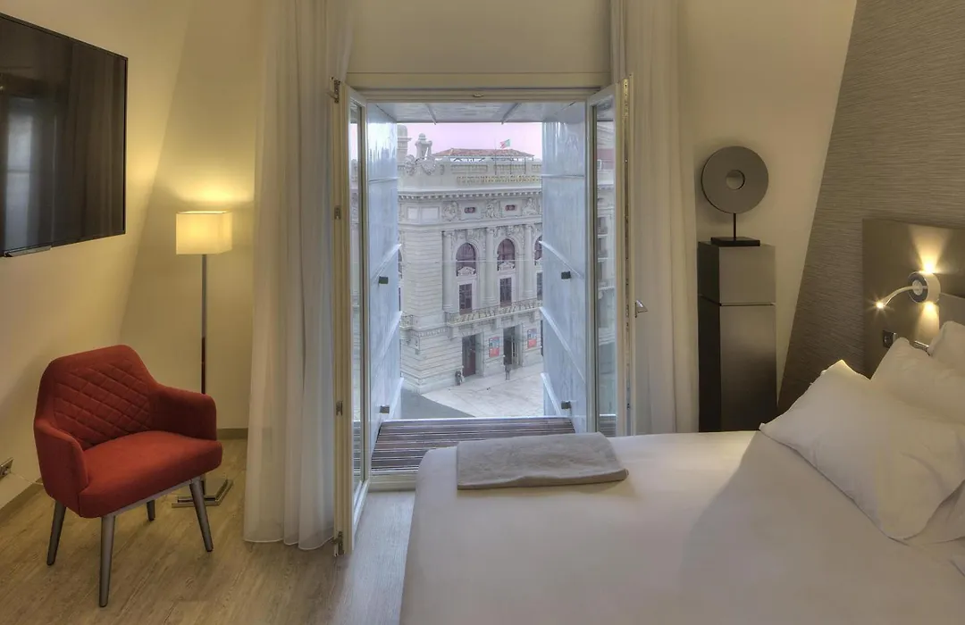 Nh Collection Porto Batalha-1