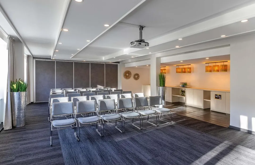 Novotel Luxembourg Kirchberg-1