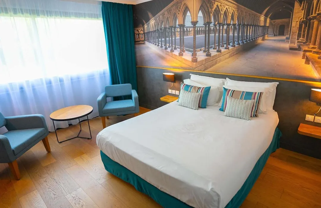 Mercure Mont Saint Michel-1
