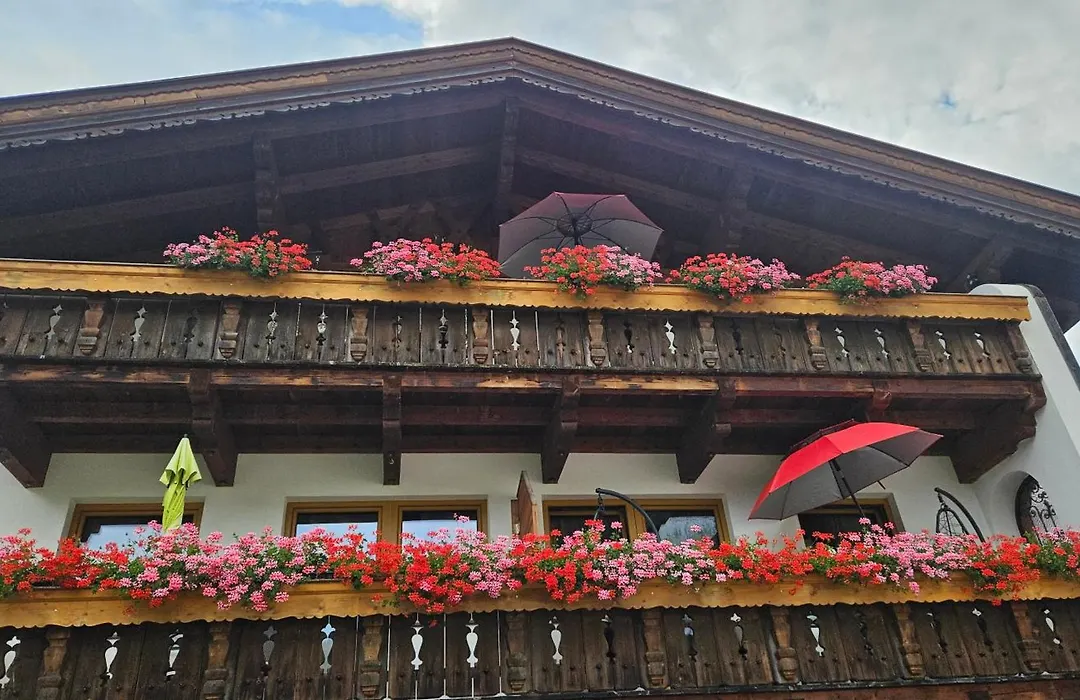 Haus Alpenblick-1