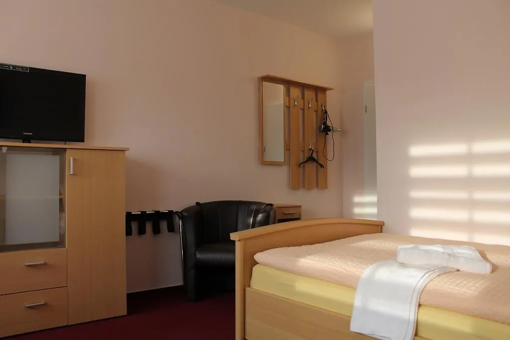Hotel Pension Schwerin-Haus Schreiber-1