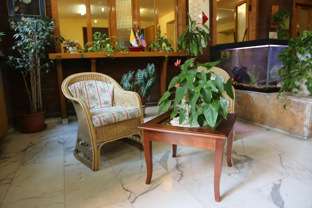 Casa Piccole Ancelle Di Cristo Re-1