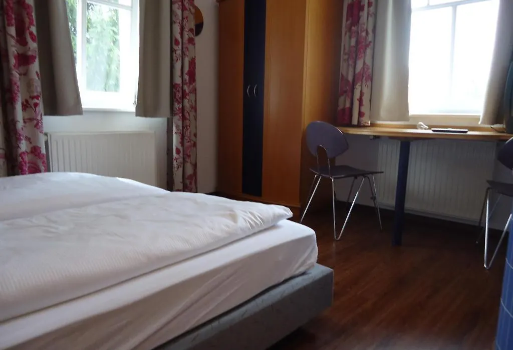Garni Hotel Kaiserdom-1
