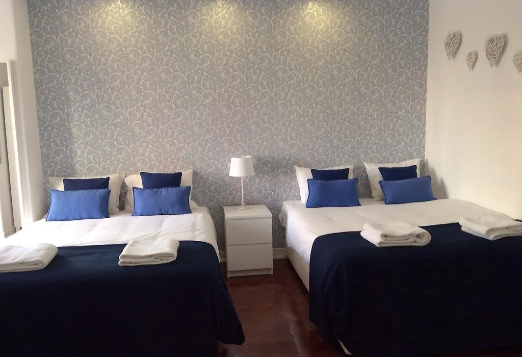 4U Lisbon IV Guesthouse Airport-1