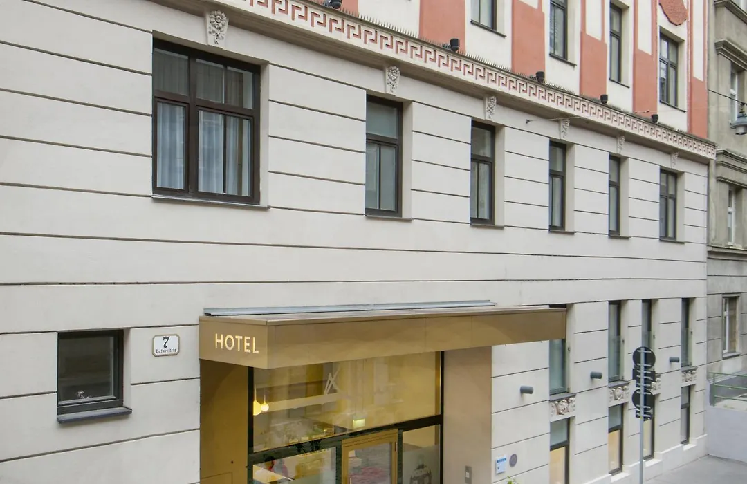 Alma Boutique-Hotel-1