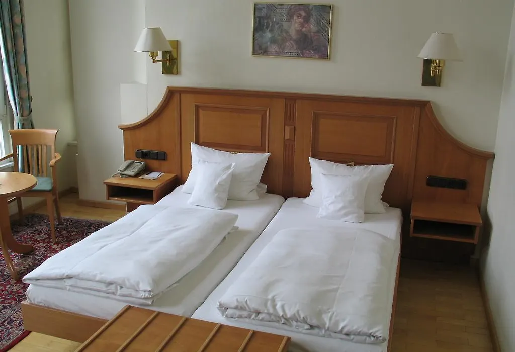 Hotel Römischer Kaiser-1