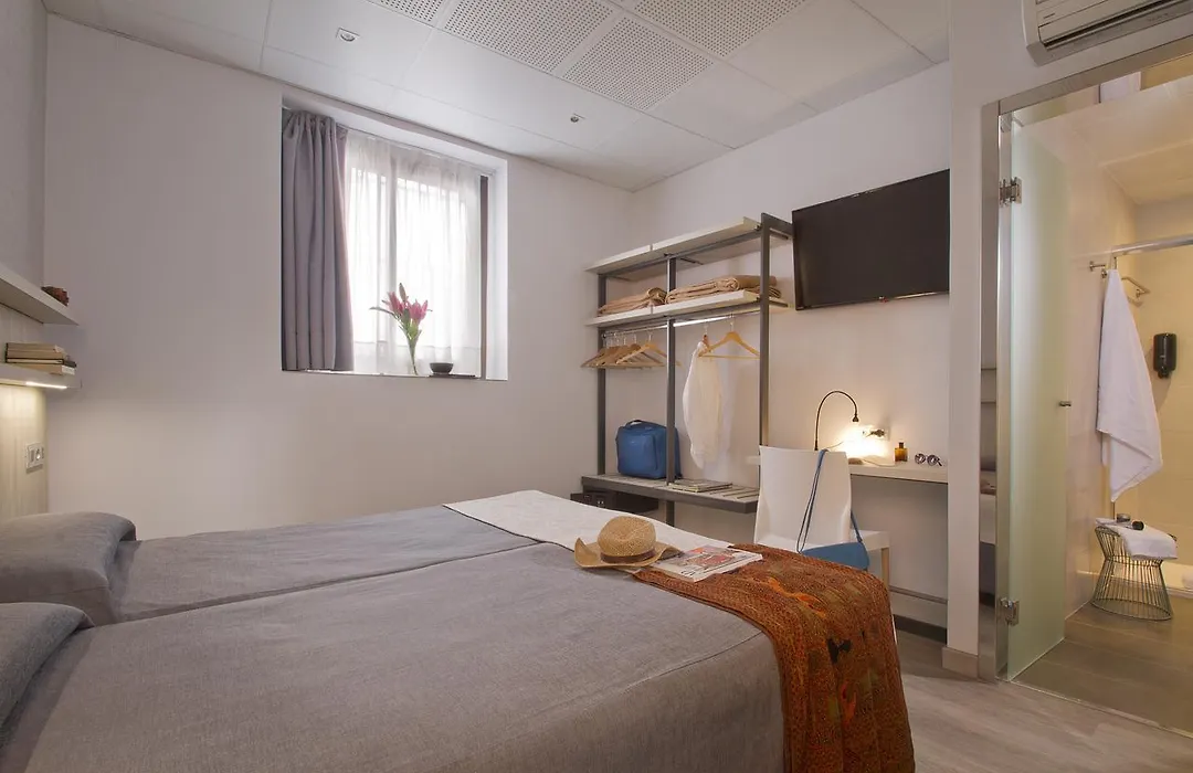 Hostal Benidorm-1