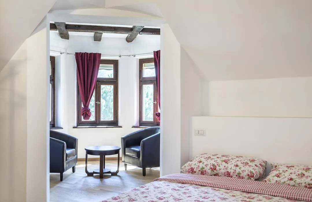 Villa Anita Rooms-1