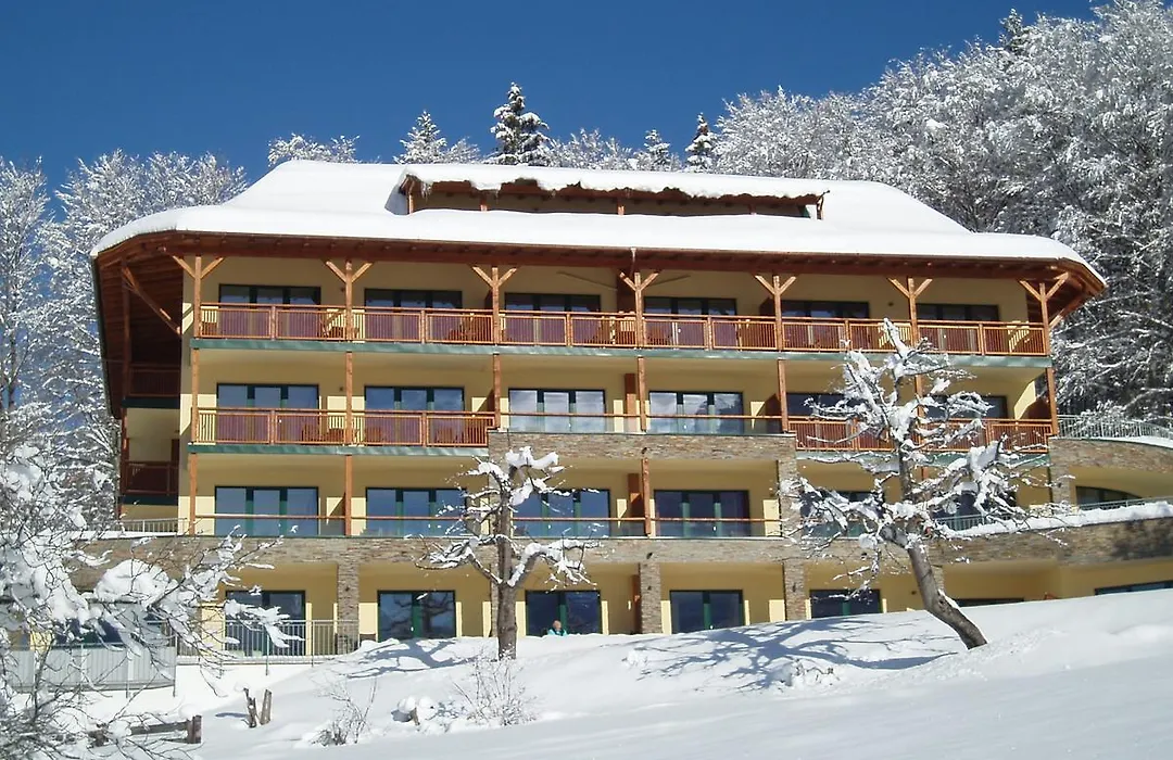 Villa Buchenhain-1