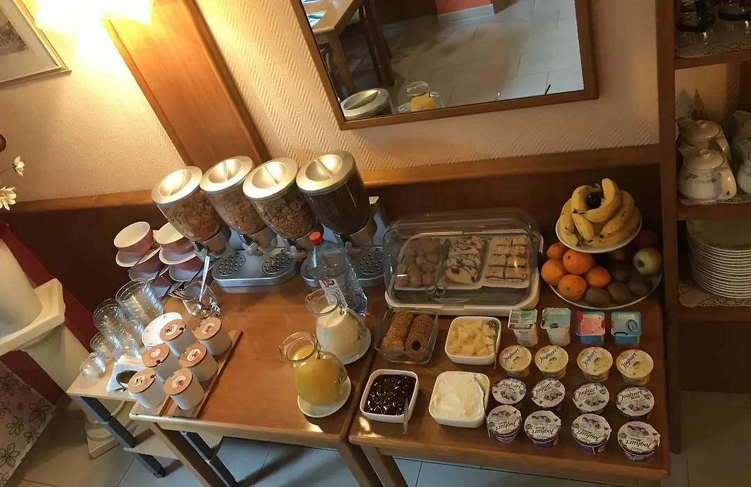 Miles Hotel Berlin-1