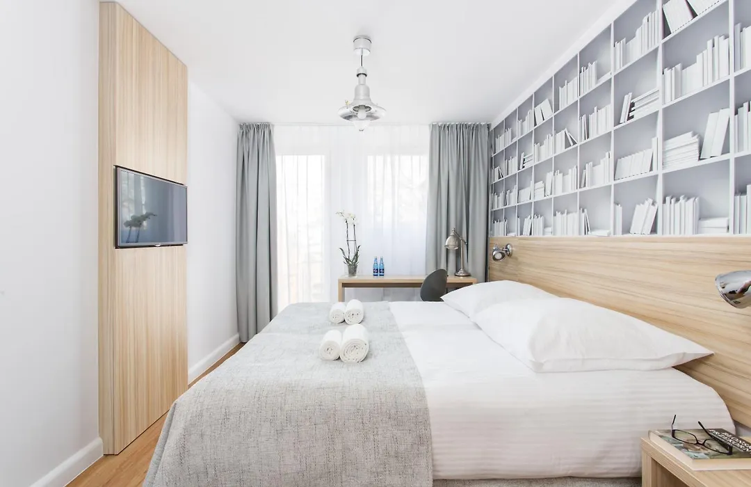 Smart Hotel-1