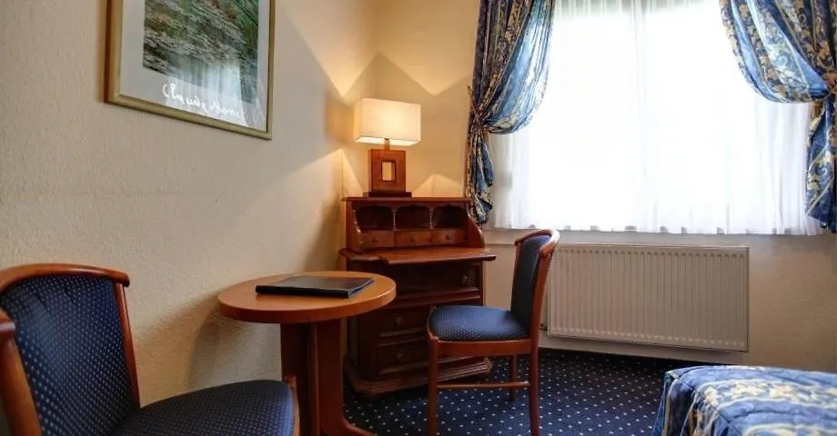 Garni-Hotel Kranich-1