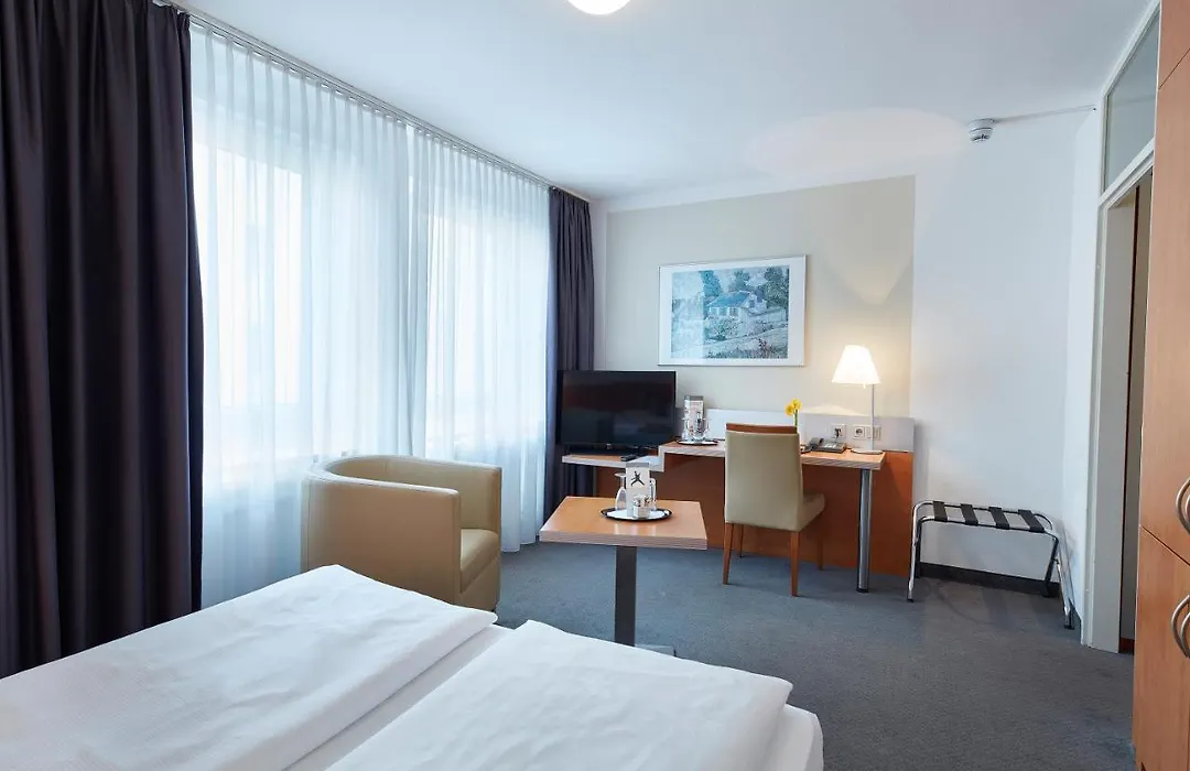 Ghotel Hotel & Living Muenchen-Nymphenburg-1