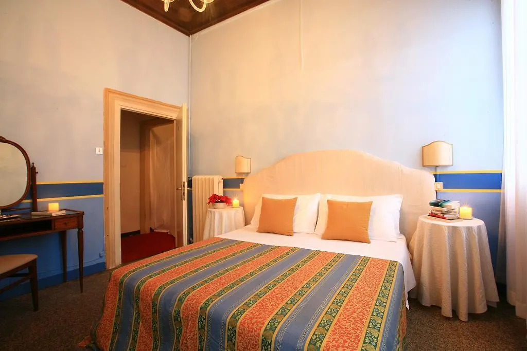 Ih Hotels Venezia Salute Palace (Adults Only)-1