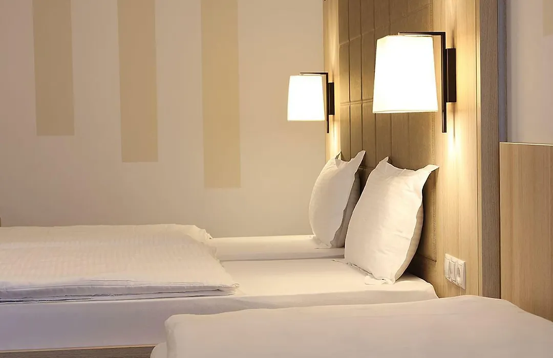Hotel Brenner-1