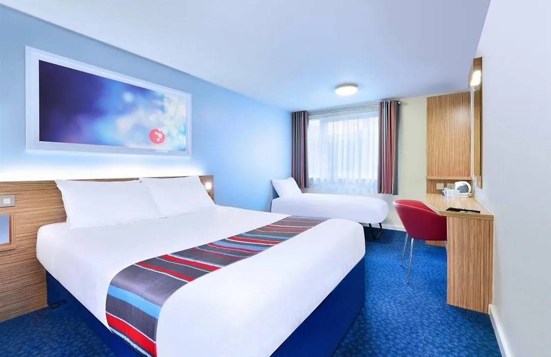 Comfort Hotel Tower Of London-1