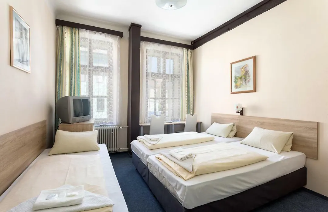 Penzion Hotel Morrison-1