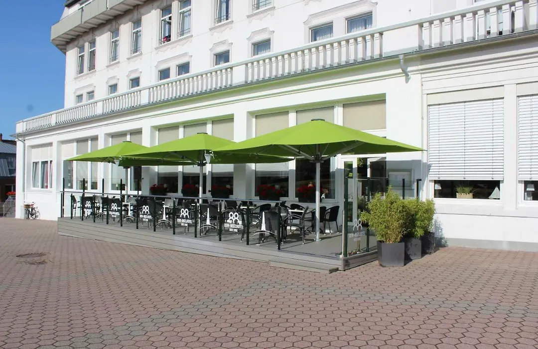 Inselhotel Rote Erde-1